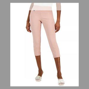 ‼️SOLD ‼️Alfani Essential Capri Pull-On with Tummy-Control, Regular - 14